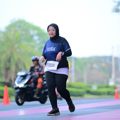 Race photo from KEMLU RUN 2026