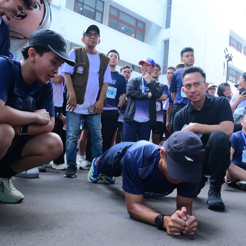 Race photo from KEMLU RUN 2026