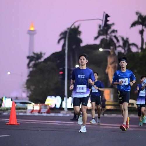 Race photo from KEMLU RUN 2026