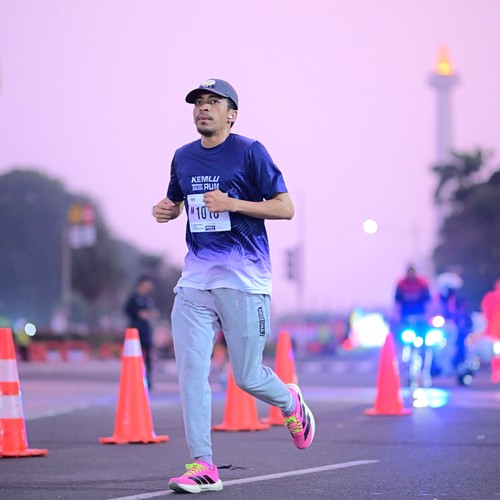 Race photo from KEMLU RUN 2026