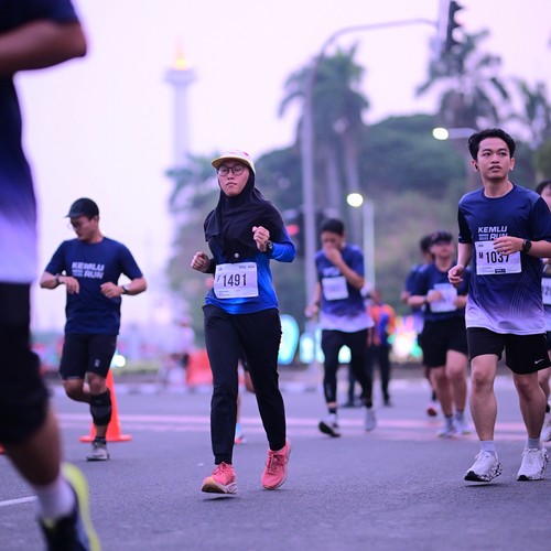 Race photo from KEMLU RUN 2026