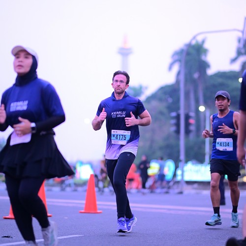 Race photo from KEMLU RUN 2026