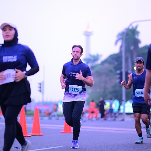 Race photo from KEMLU RUN 2026