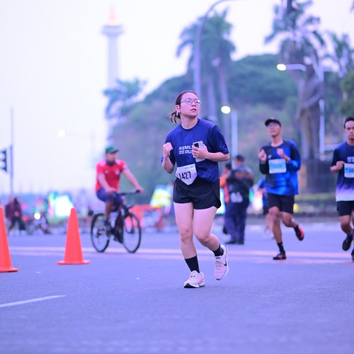 Race photo from KEMLU RUN 2026