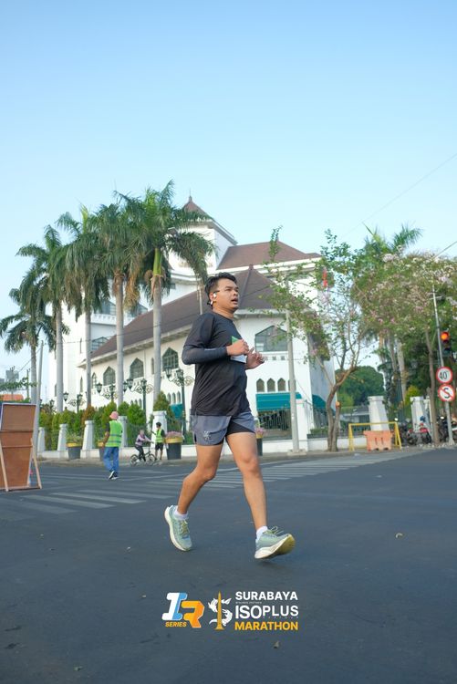Race photo from SURABAYA ISOPLUS MARATHON 2025