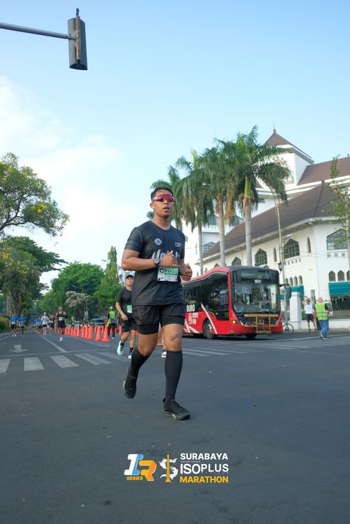 Race photo from SURABAYA ISOPLUS MARATHON 2025
