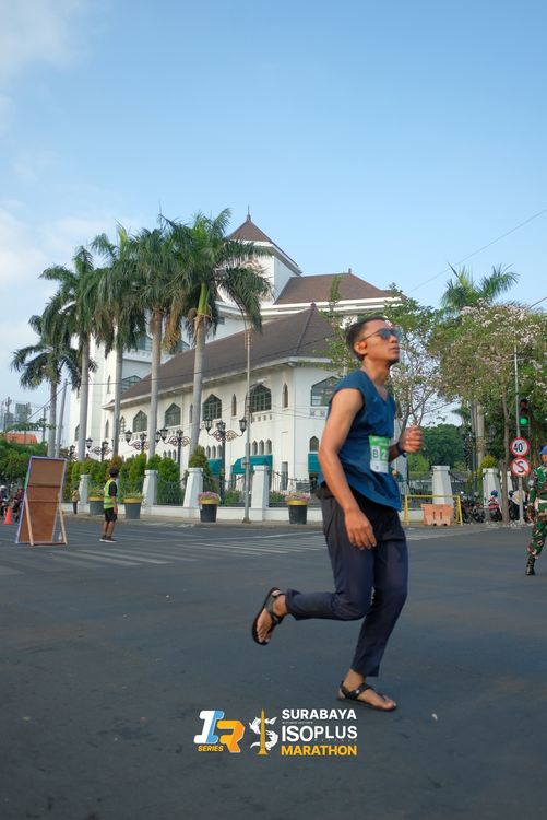 Race photo from SURABAYA ISOPLUS MARATHON 2025