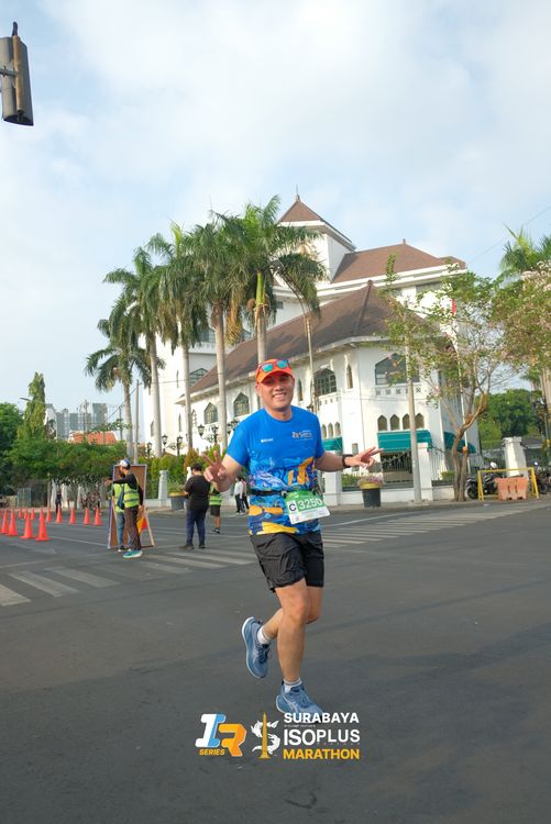 Race photo from SURABAYA ISOPLUS MARATHON 2025