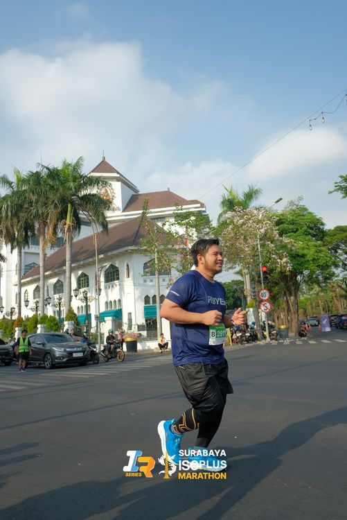 Race photo from SURABAYA ISOPLUS MARATHON 2025