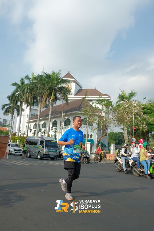 Race photo from SURABAYA ISOPLUS MARATHON 2025