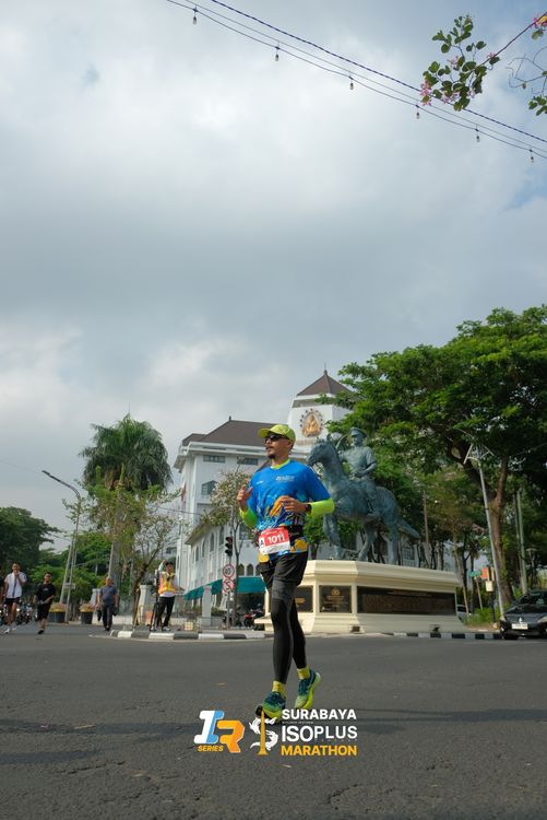 Race photo from SURABAYA ISOPLUS MARATHON 2025