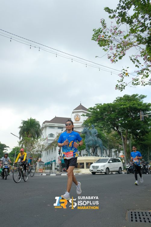 Race photo from SURABAYA ISOPLUS MARATHON 2025