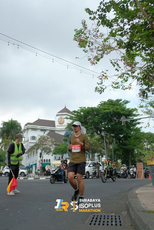 Race photo from SURABAYA ISOPLUS MARATHON 2025