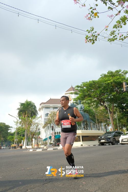 Race photo from SURABAYA ISOPLUS MARATHON 2025