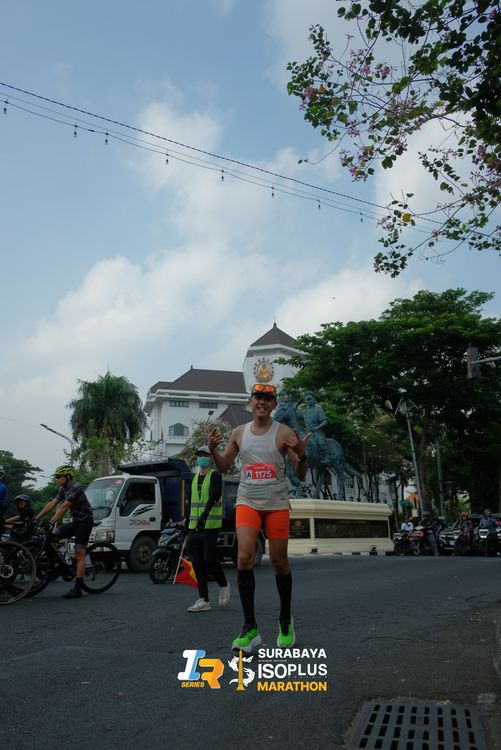 Race photo from SURABAYA ISOPLUS MARATHON 2025