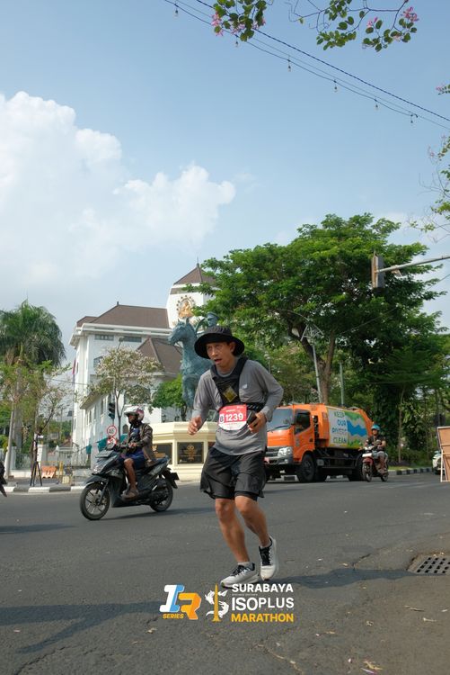 Race photo from SURABAYA ISOPLUS MARATHON 2025