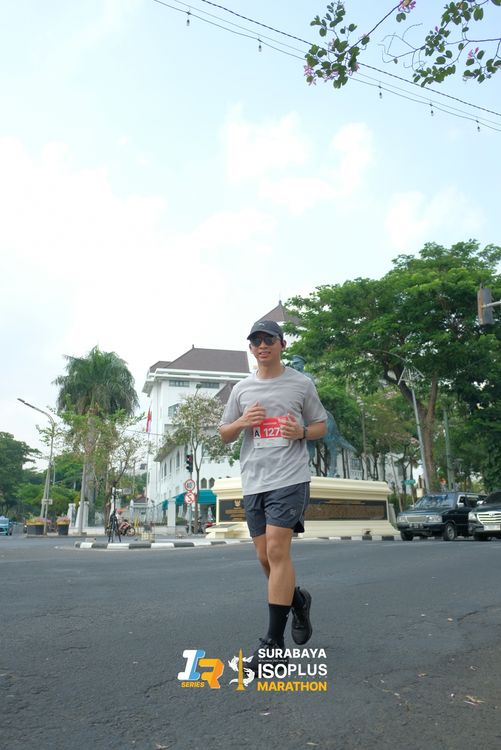 Race photo from SURABAYA ISOPLUS MARATHON 2025