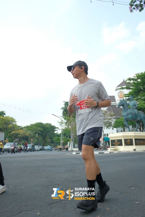 Race photo from SURABAYA ISOPLUS MARATHON 2025