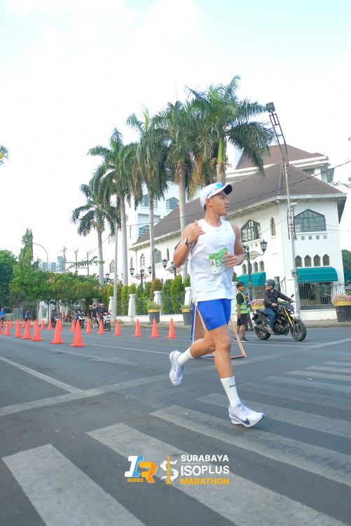 Race photo from SURABAYA ISOPLUS MARATHON 2025