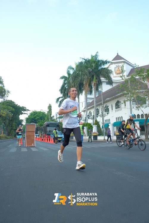 Race photo from SURABAYA ISOPLUS MARATHON 2025
