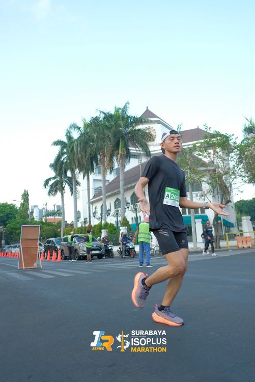 Race photo from SURABAYA ISOPLUS MARATHON 2025