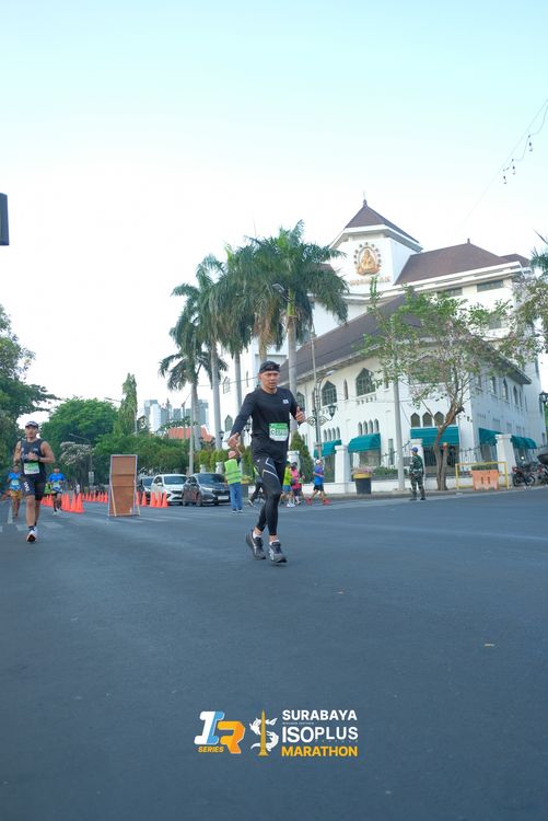 Race photo from SURABAYA ISOPLUS MARATHON 2025