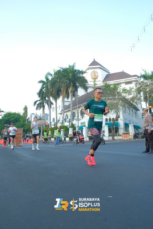 Race photo from SURABAYA ISOPLUS MARATHON 2025