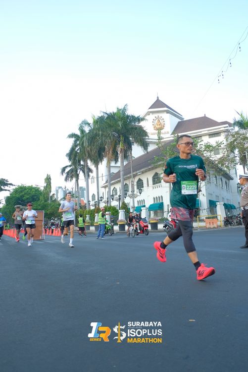 Race photo from SURABAYA ISOPLUS MARATHON 2025
