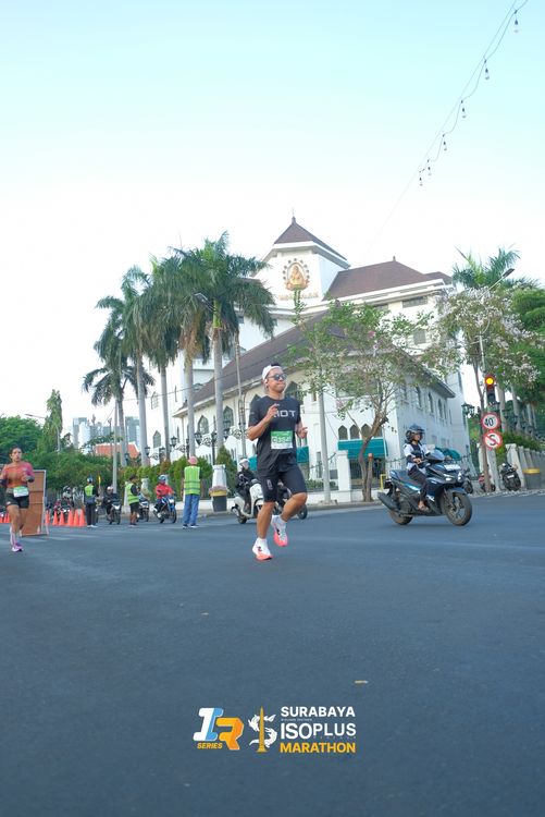 Race photo from SURABAYA ISOPLUS MARATHON 2025
