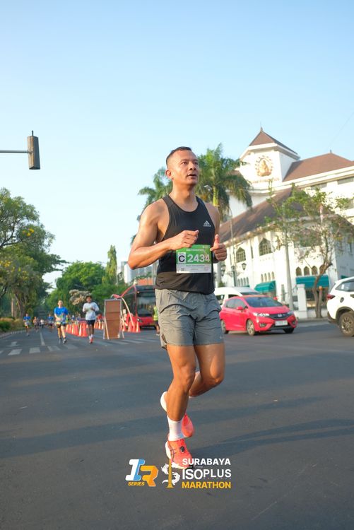 Race photo from SURABAYA ISOPLUS MARATHON 2025