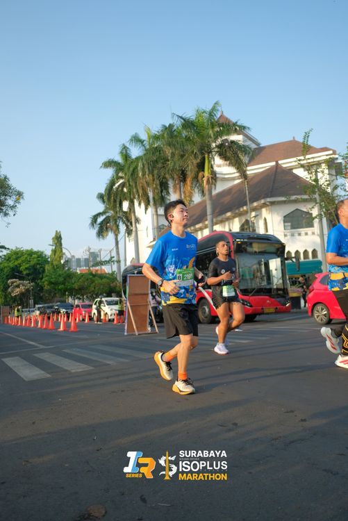 Race photo from SURABAYA ISOPLUS MARATHON 2025