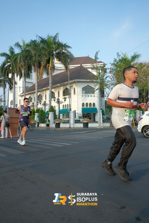 Race photo from SURABAYA ISOPLUS MARATHON 2025