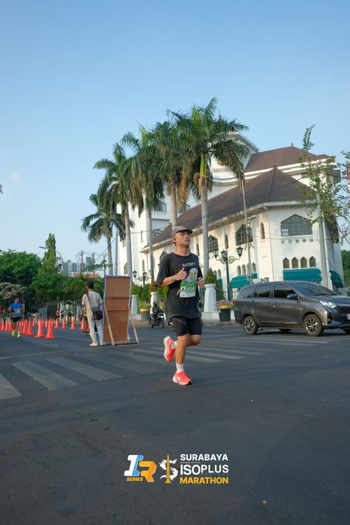 Race photo from SURABAYA ISOPLUS MARATHON 2025