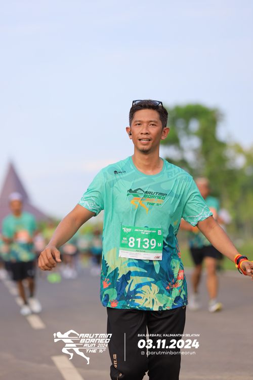 Race photo from Arutmin Borneo Run 2024