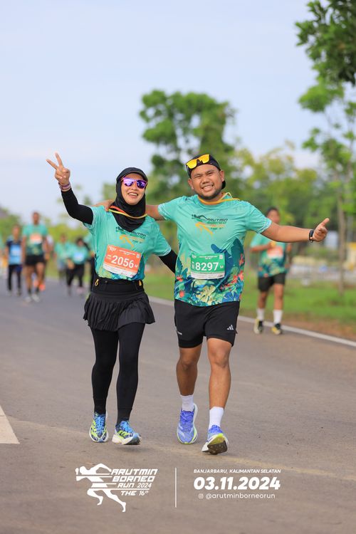 Race photo from Arutmin Borneo Run 2024