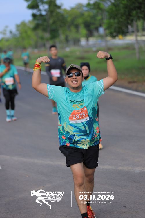 Race photo from Arutmin Borneo Run 2024