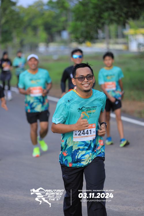 Race photo from Arutmin Borneo Run 2024