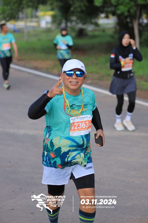 Race photo from Arutmin Borneo Run 2024