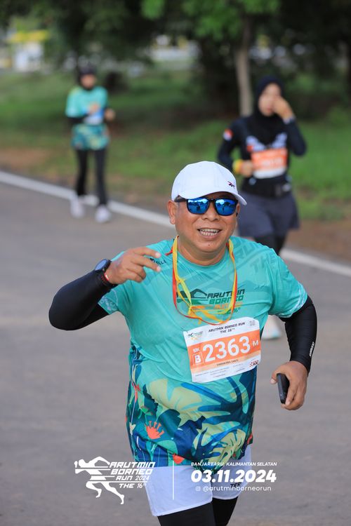 Race photo from Arutmin Borneo Run 2024
