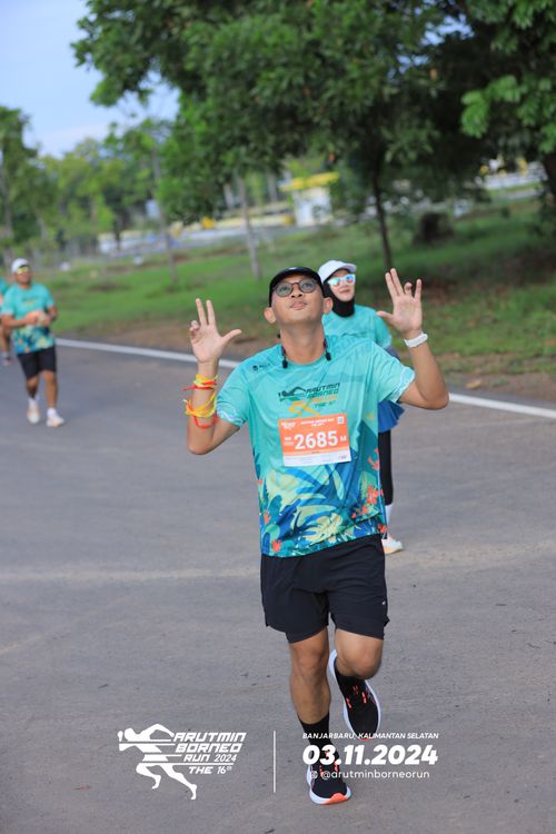 Race photo from Arutmin Borneo Run 2024