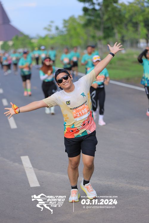 Race photo from Arutmin Borneo Run 2024