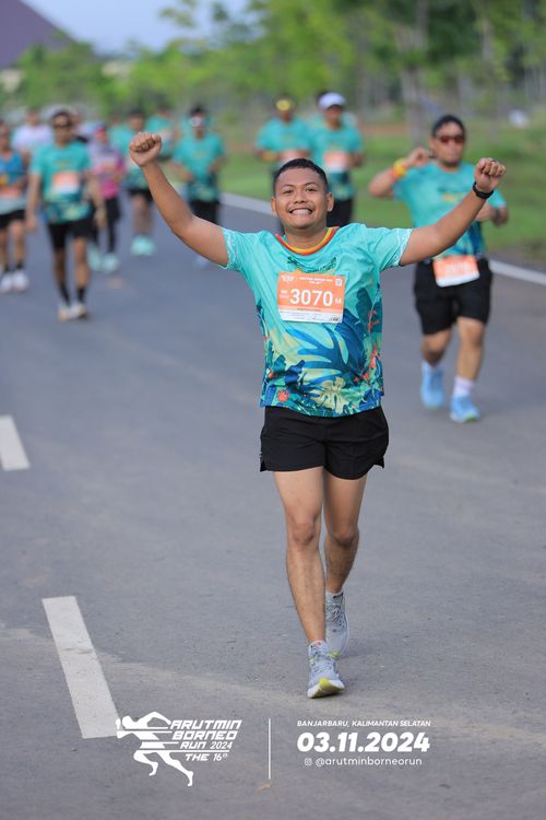 Race photo from Arutmin Borneo Run 2024