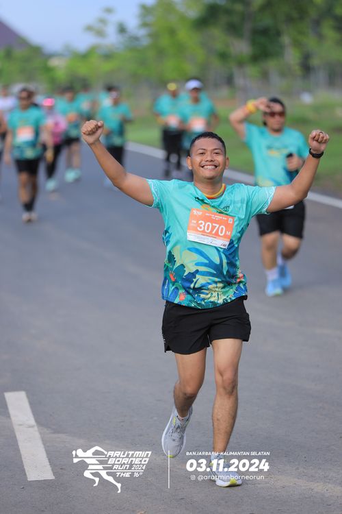 Race photo from Arutmin Borneo Run 2024