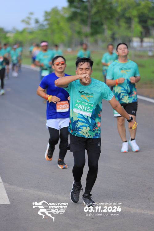 Race photo from Arutmin Borneo Run 2024