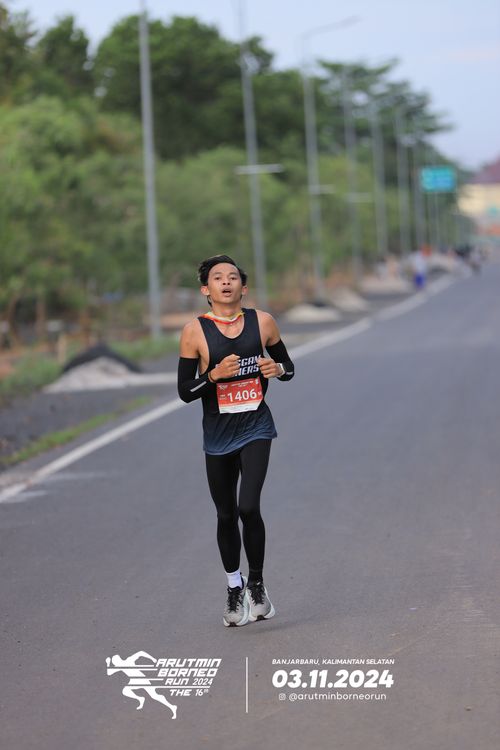 Race photo from Arutmin Borneo Run 2024