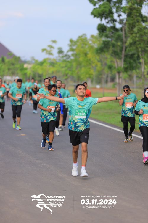 Race photo from Arutmin Borneo Run 2024
