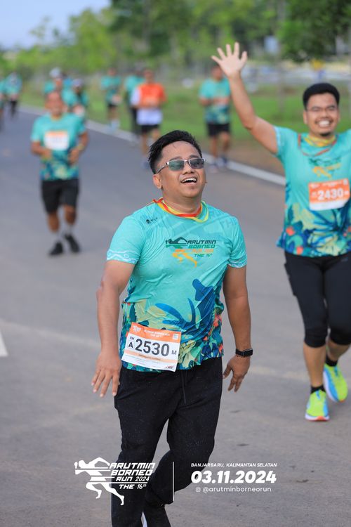 Race photo from Arutmin Borneo Run 2024