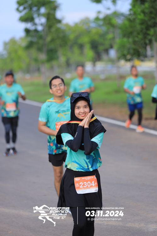 Race photo from Arutmin Borneo Run 2024