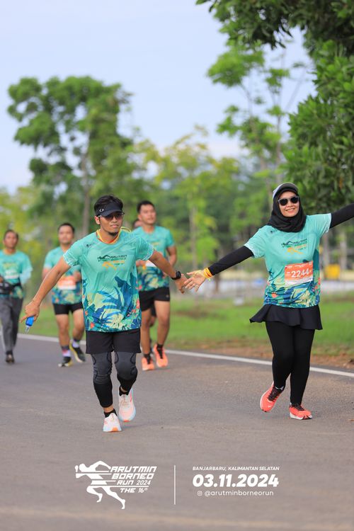Race photo from Arutmin Borneo Run 2024