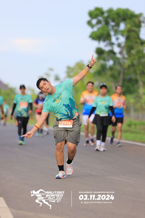 Race photo from Arutmin Borneo Run 2024
